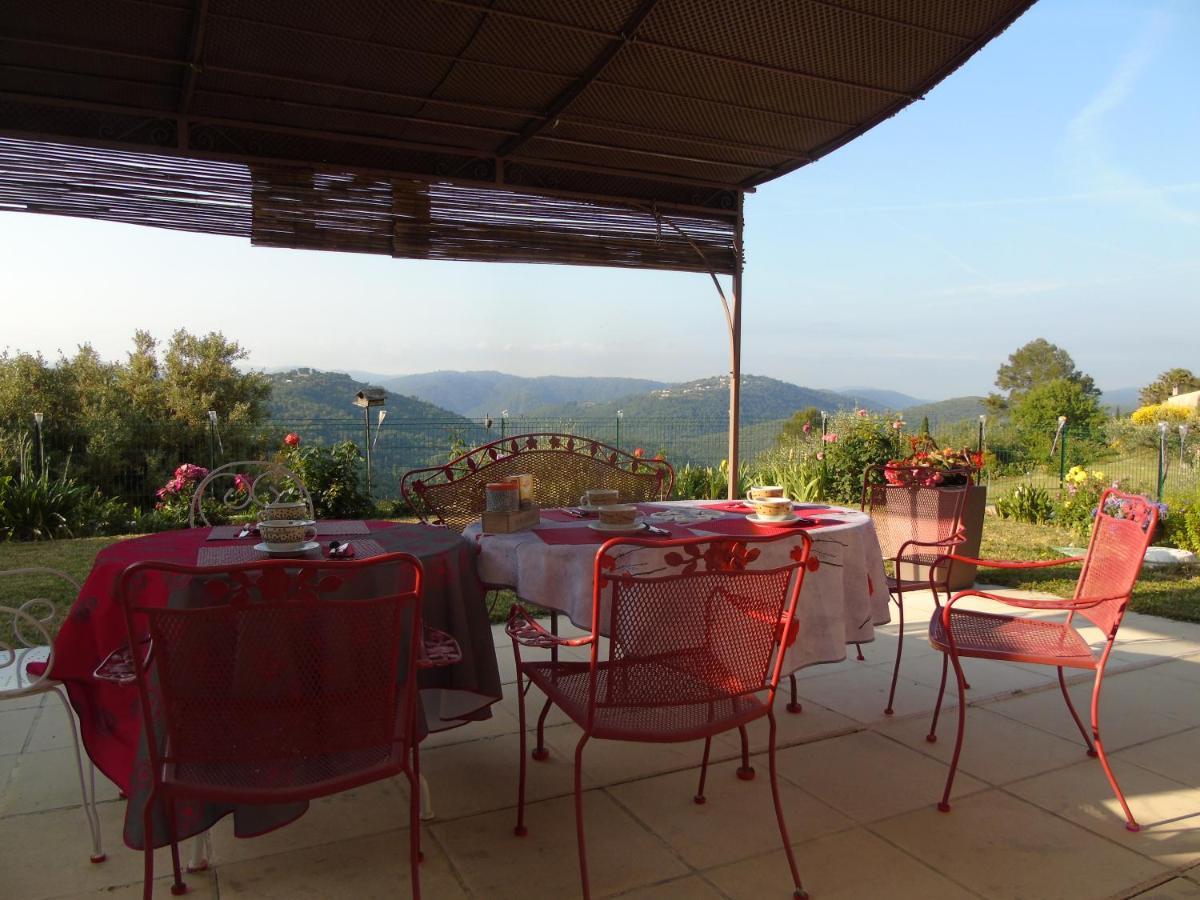 Mas Des Citronniers Bed & Breakfast Le Tignet Exterior photo