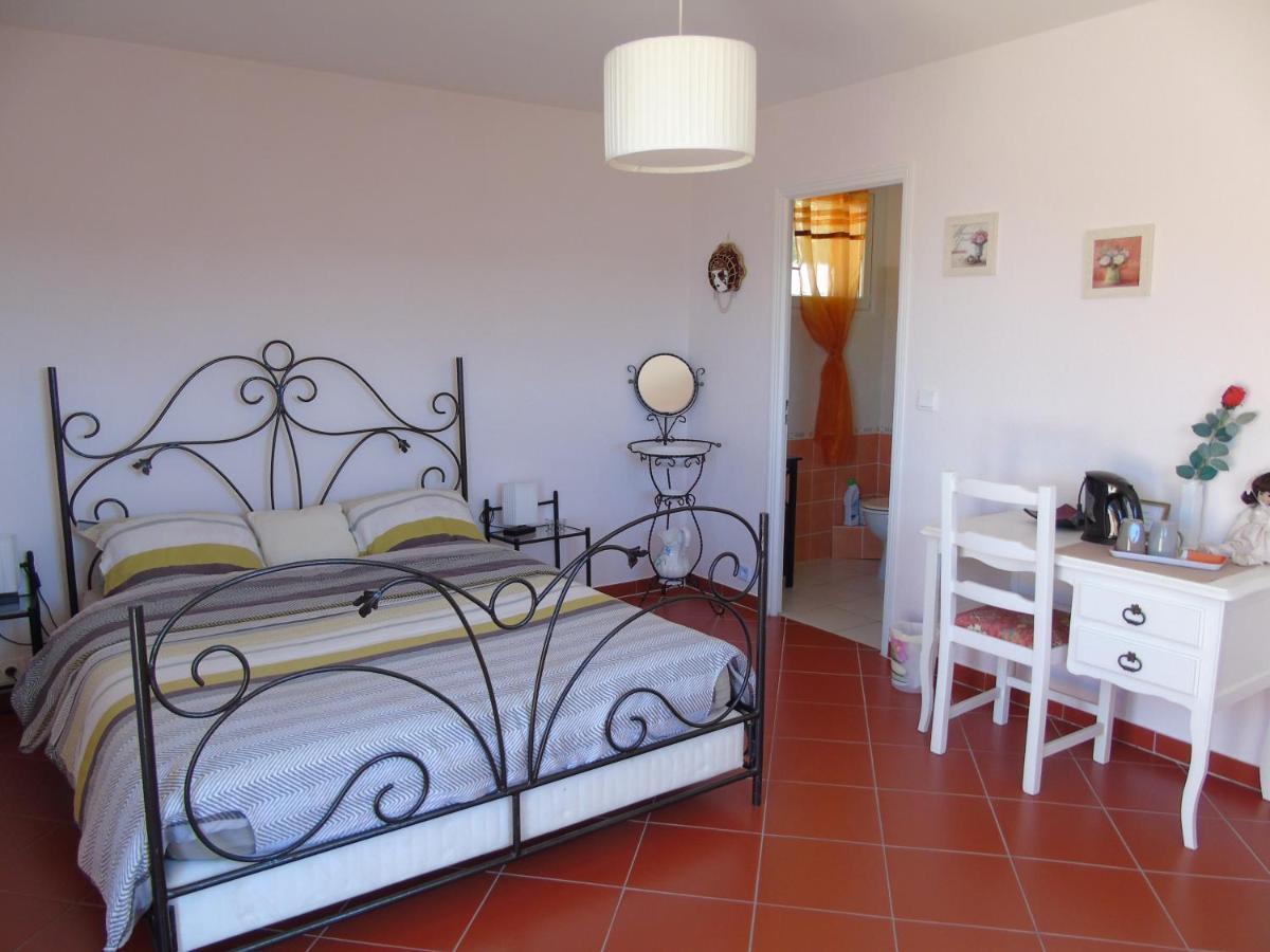 Mas Des Citronniers Bed & Breakfast Le Tignet Exterior photo